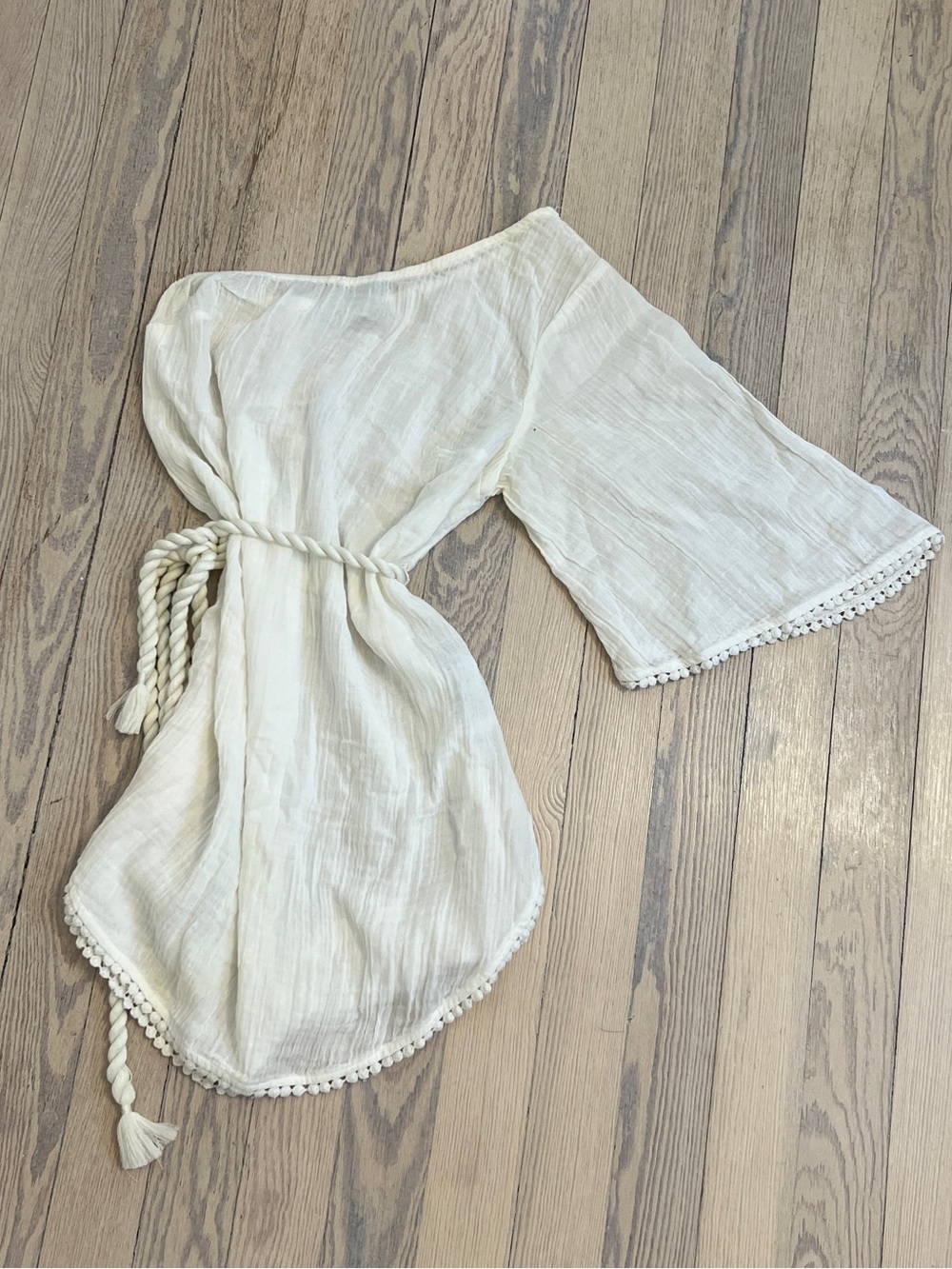 ABERCROMBIE & FITCH Women’s White One Shoulder Pom Pom Belted Romper XXS/XS